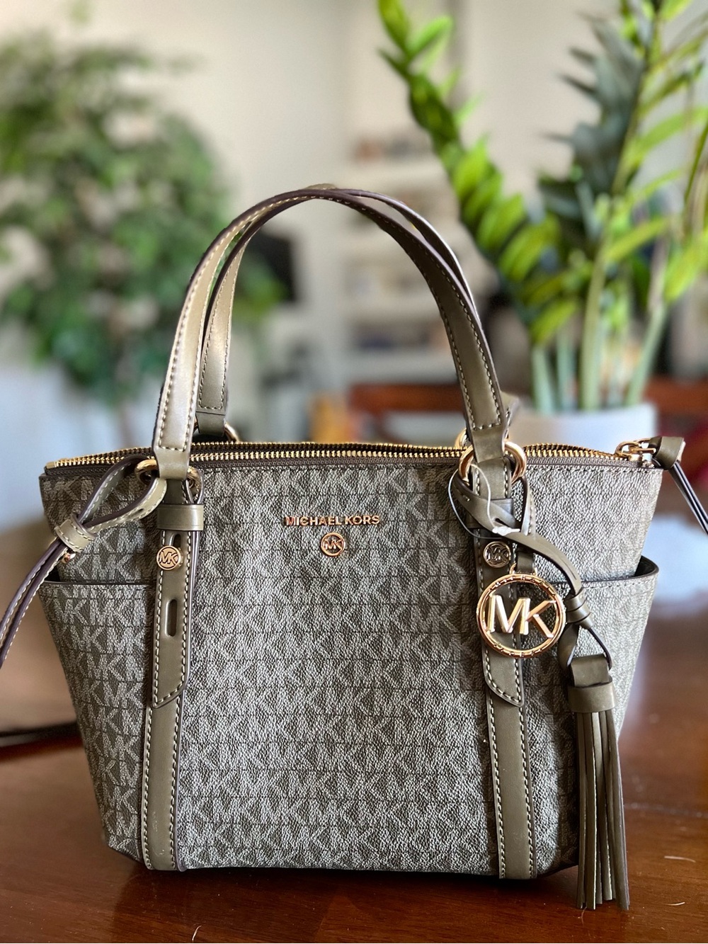 **NWT!** Michael Kors Olive Sullivan Small Convertible Top Zip Tote Handbag